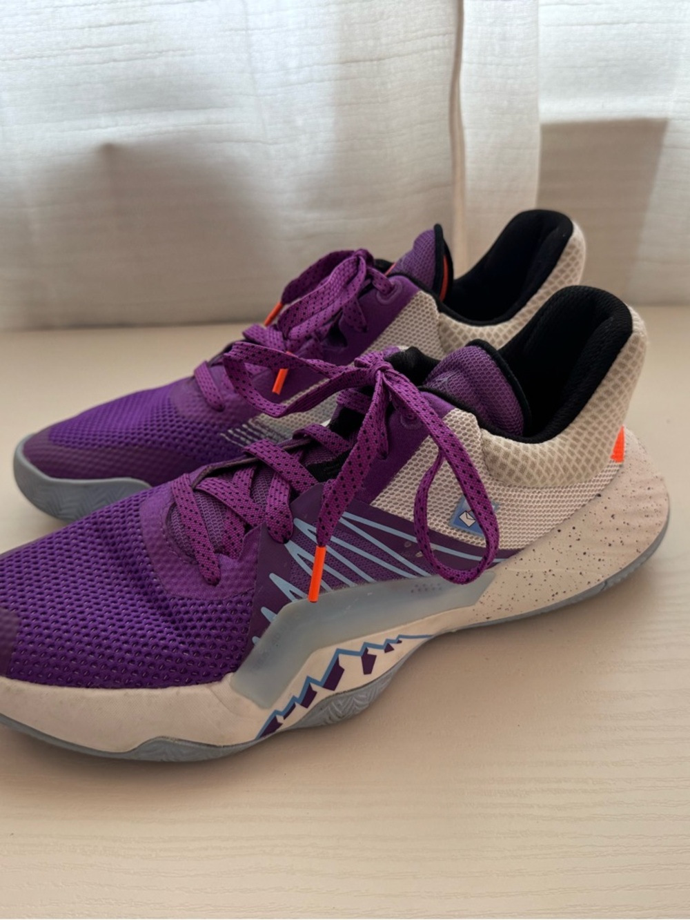 Adidas D.O.N Issue #1 basketball sneakers